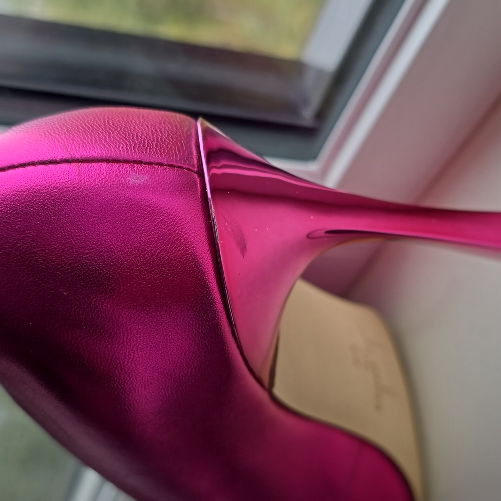 Marc Fisher Metallic Heels - Picture 7 of 9